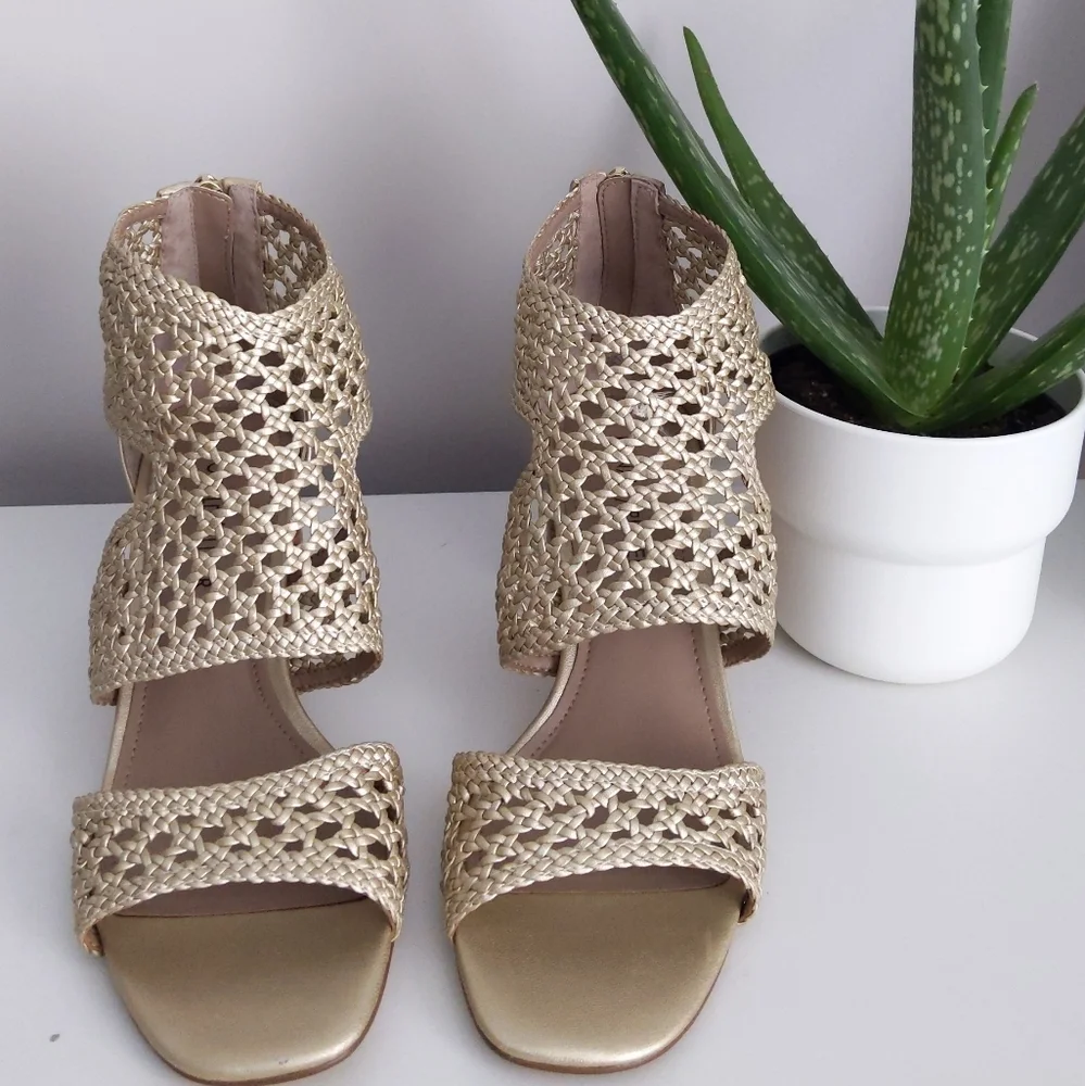 🆕🌿DONALD J. PLINER SHOES🌿